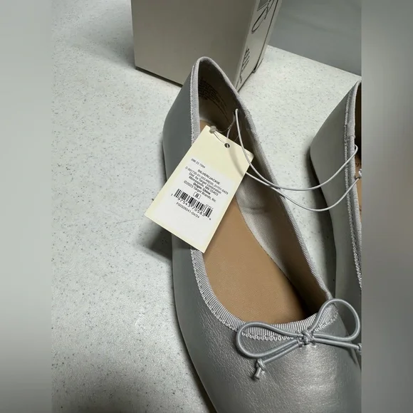 Jackie Silver Memory Foam Ballet Flats from A New Day NWT - Picture 8 of 10